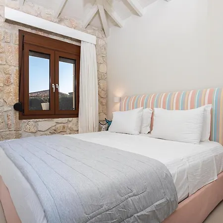 Pure Amber Suite Elani Siviri Exterior photo