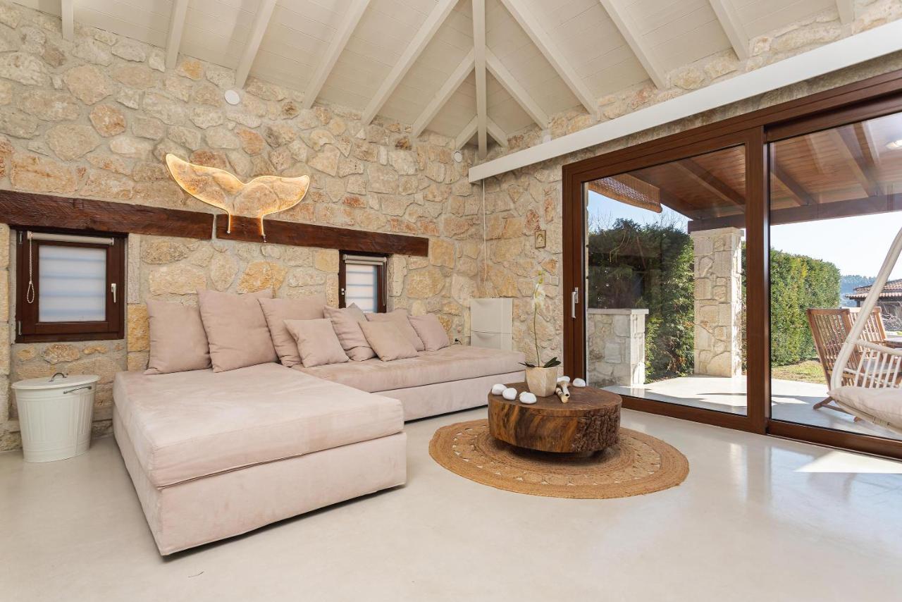 Pure Amber Elani Holiday home Siviri